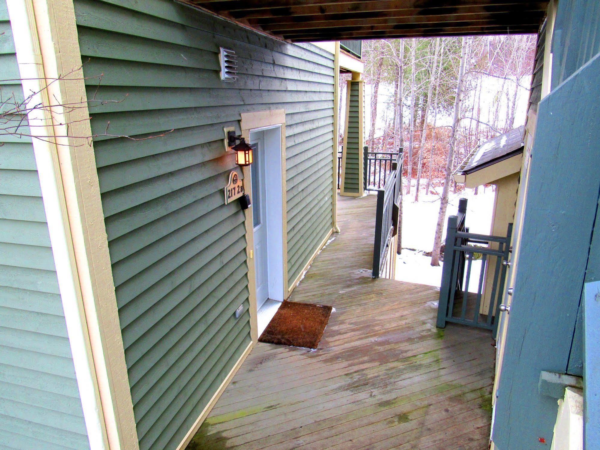 Tremblant Les Eaux - Location Adp Lejlighed Mont-Tremblant Eksteriør billede